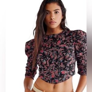 Free People corset style puff sleeve floral open back top. Size small